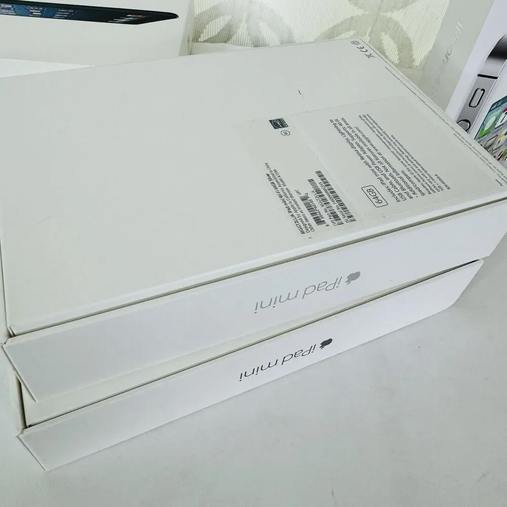 Lot of‎ 9 Misc Apple: iPhone 4s 4 6s Plus 7, Watch and mini iPad Empty Boxes